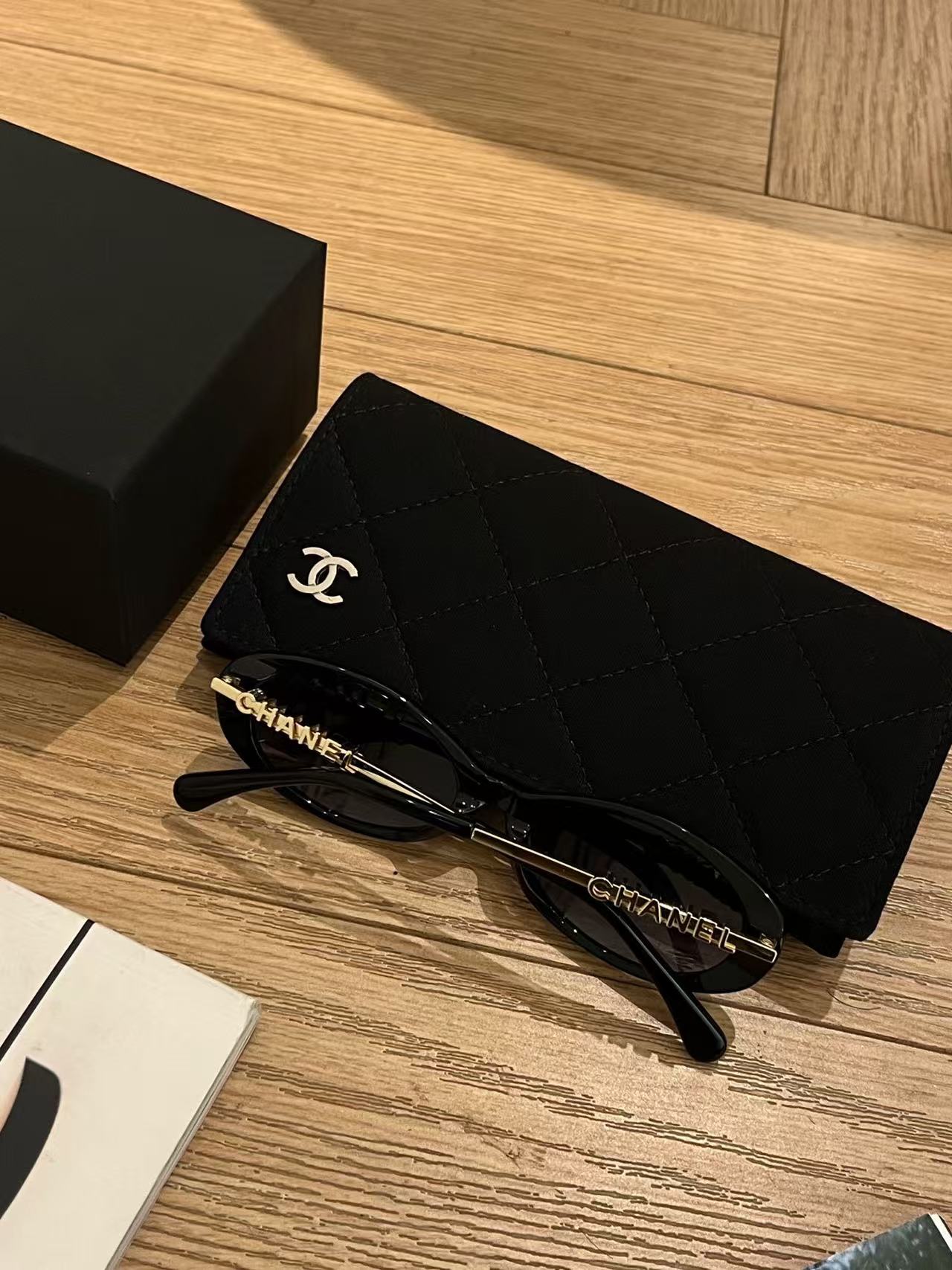 Chanel Vintage Oval Cat-Eye Acetate Sunglasses product image 2 thumbnail