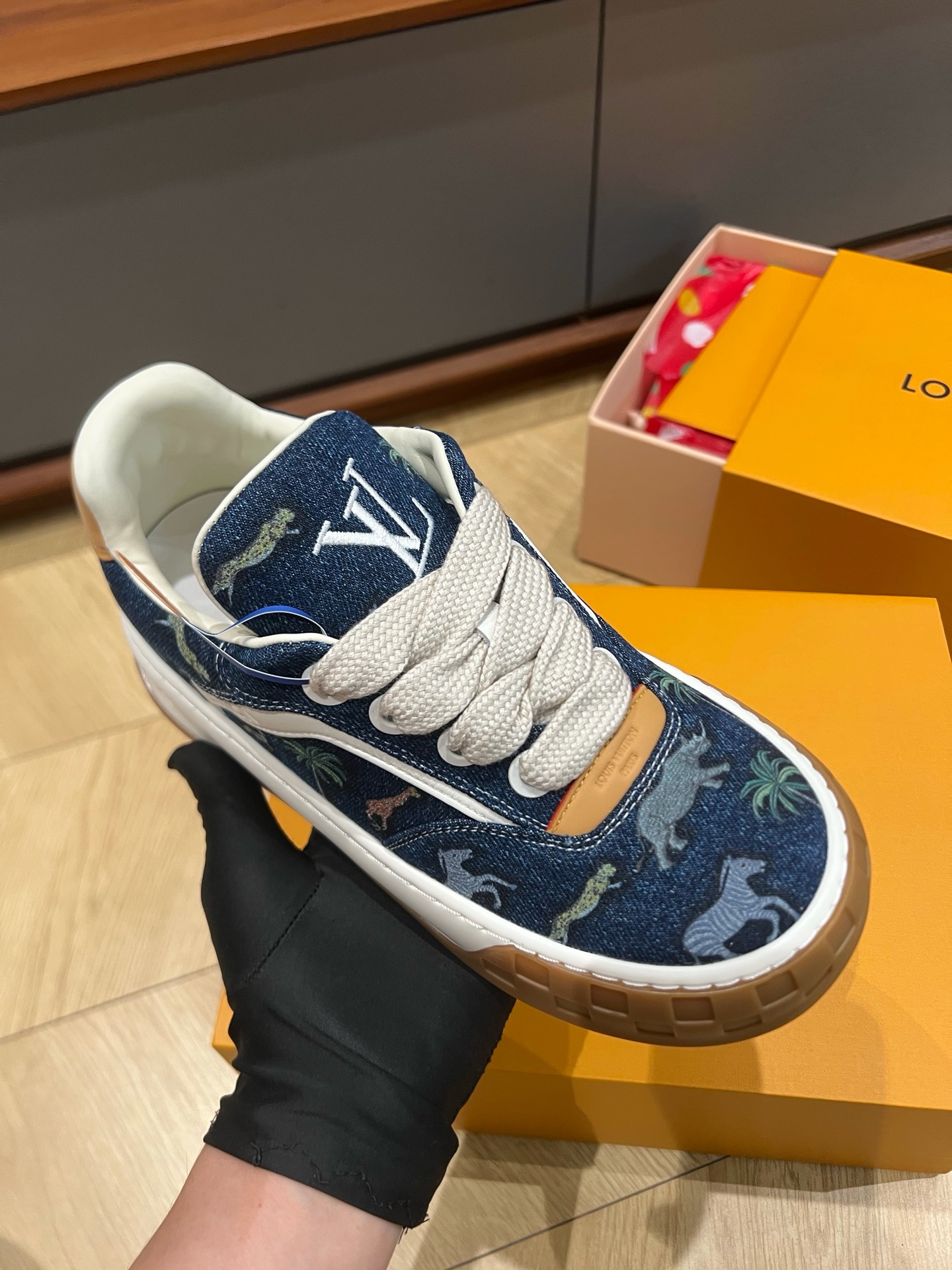 Louis Vuitton Skate Tropical Animal Print Washed Denim Low-Top Sneakers product image 5 thumbnail