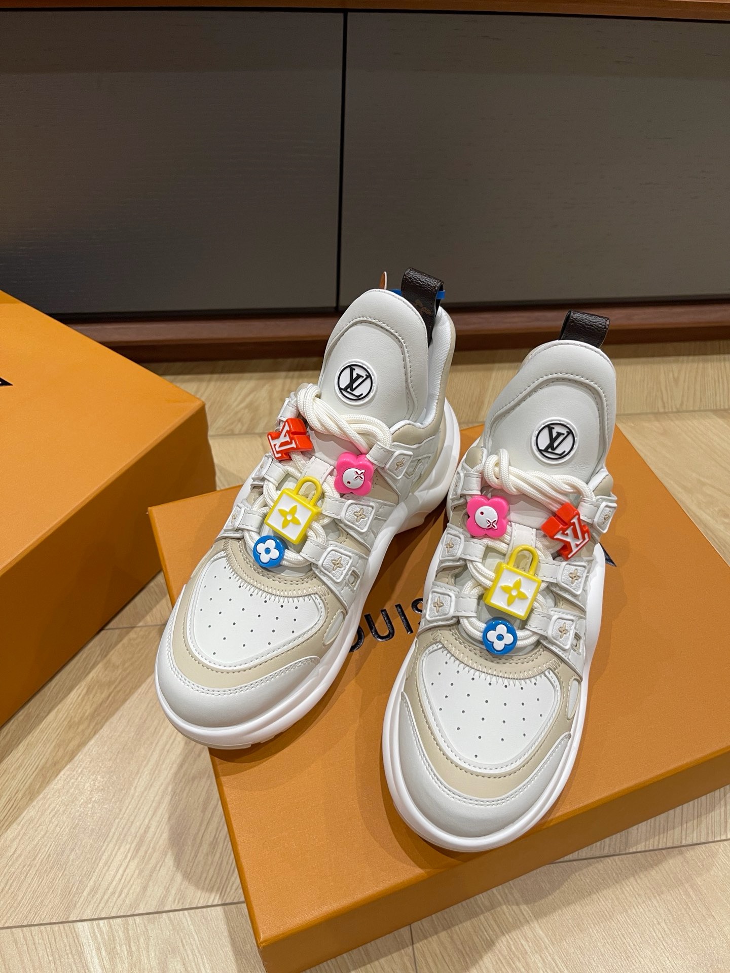 Louis Vuitton Archlight Multicolor Charm Grained Leather Chunky Sneakers