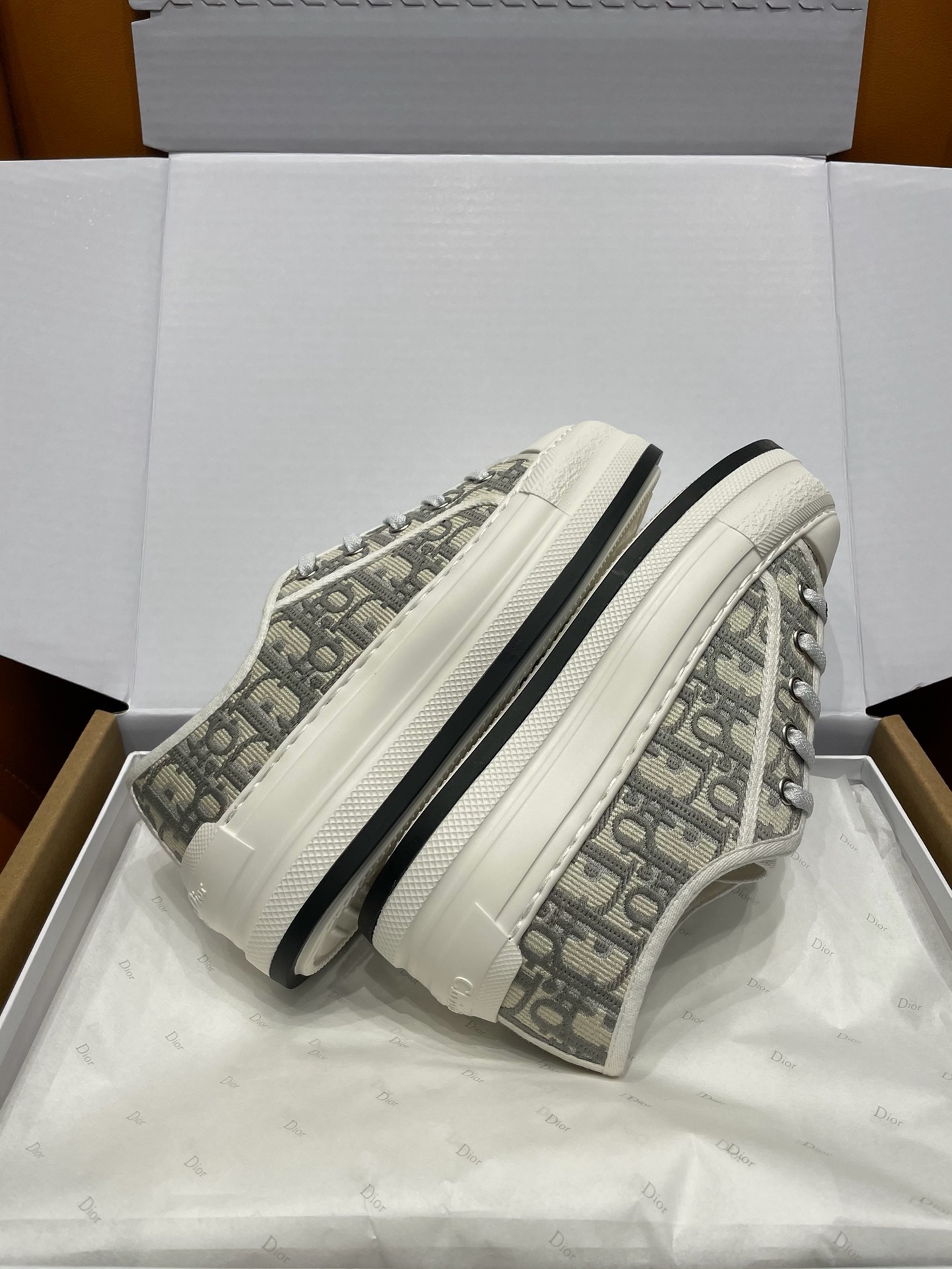 Christian Dior Walk'n'Dior Grey Oblique Jacquard Platform Sneakers product image 3 thumbnail