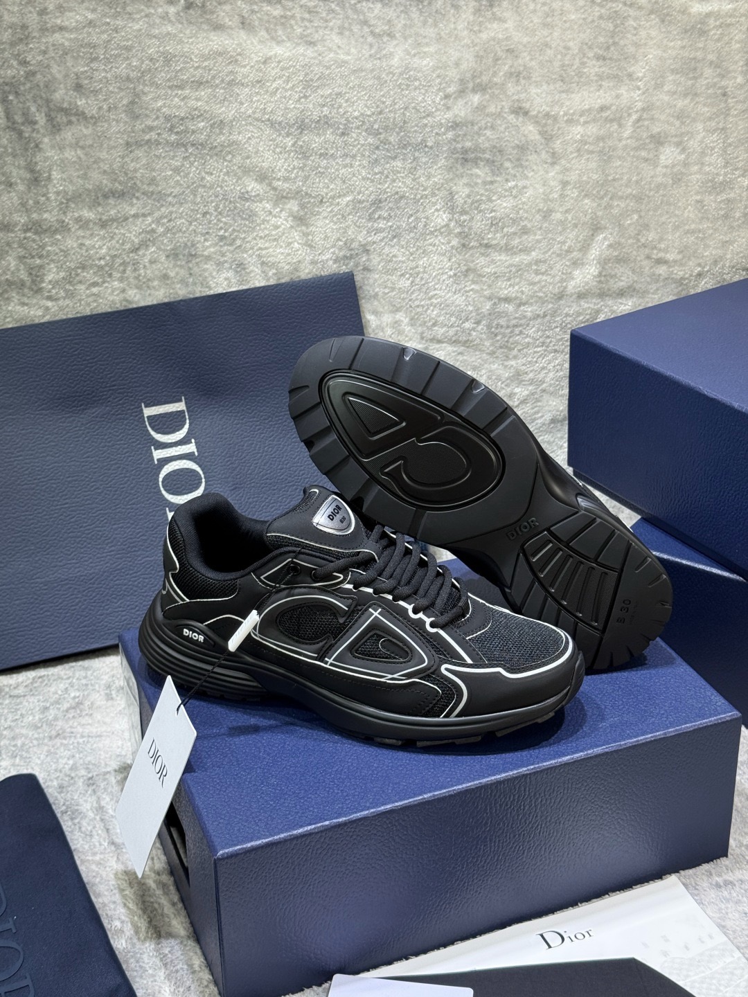 Christian Dior B30 Black Reflective Line Mesh Technical Sneakers product image 3 thumbnail