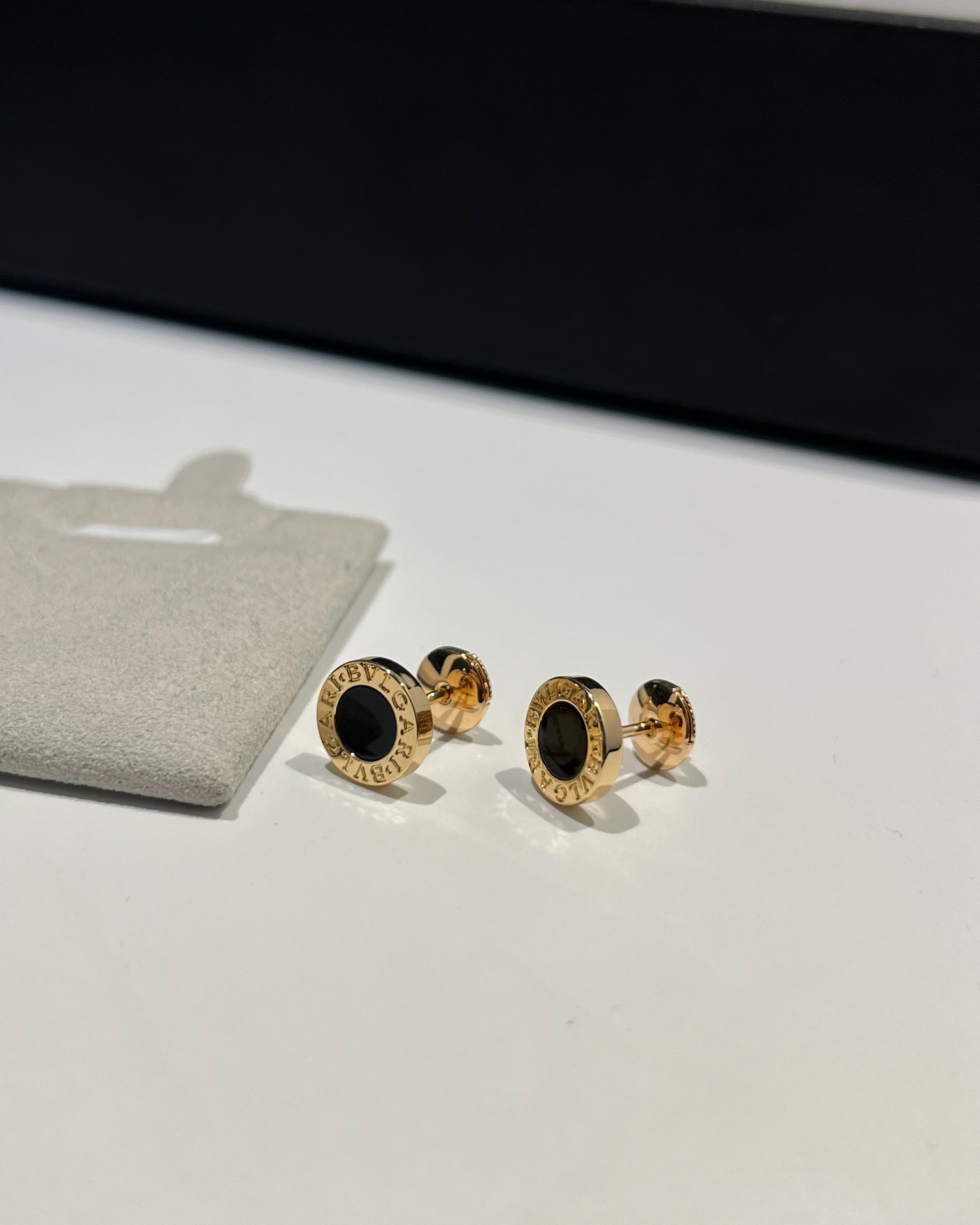 BVLGARI B.zero1 Rose Gold Black Ceramic Round Stud Earrings product image 5 thumbnail