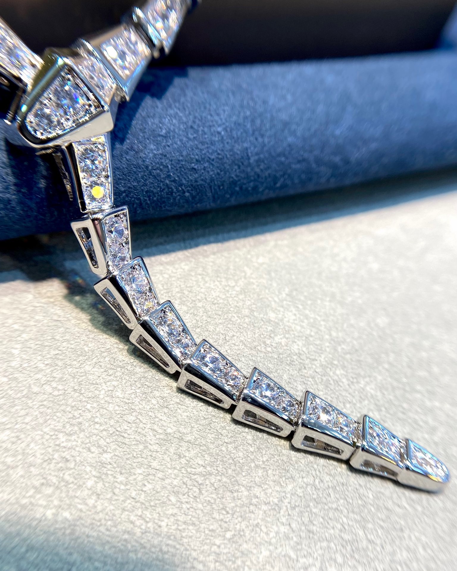 BVLGARI Serpenti Viper 18K White Gold Diamond Snake Drop Necklace product image 4 thumbnail