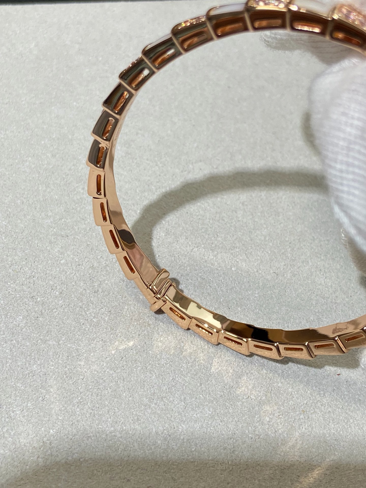 BVLGARI Serpenti Viper Rose Gold Mother-of-Pearl Diamond Single Coil Bracelet product image 6 thumbnail