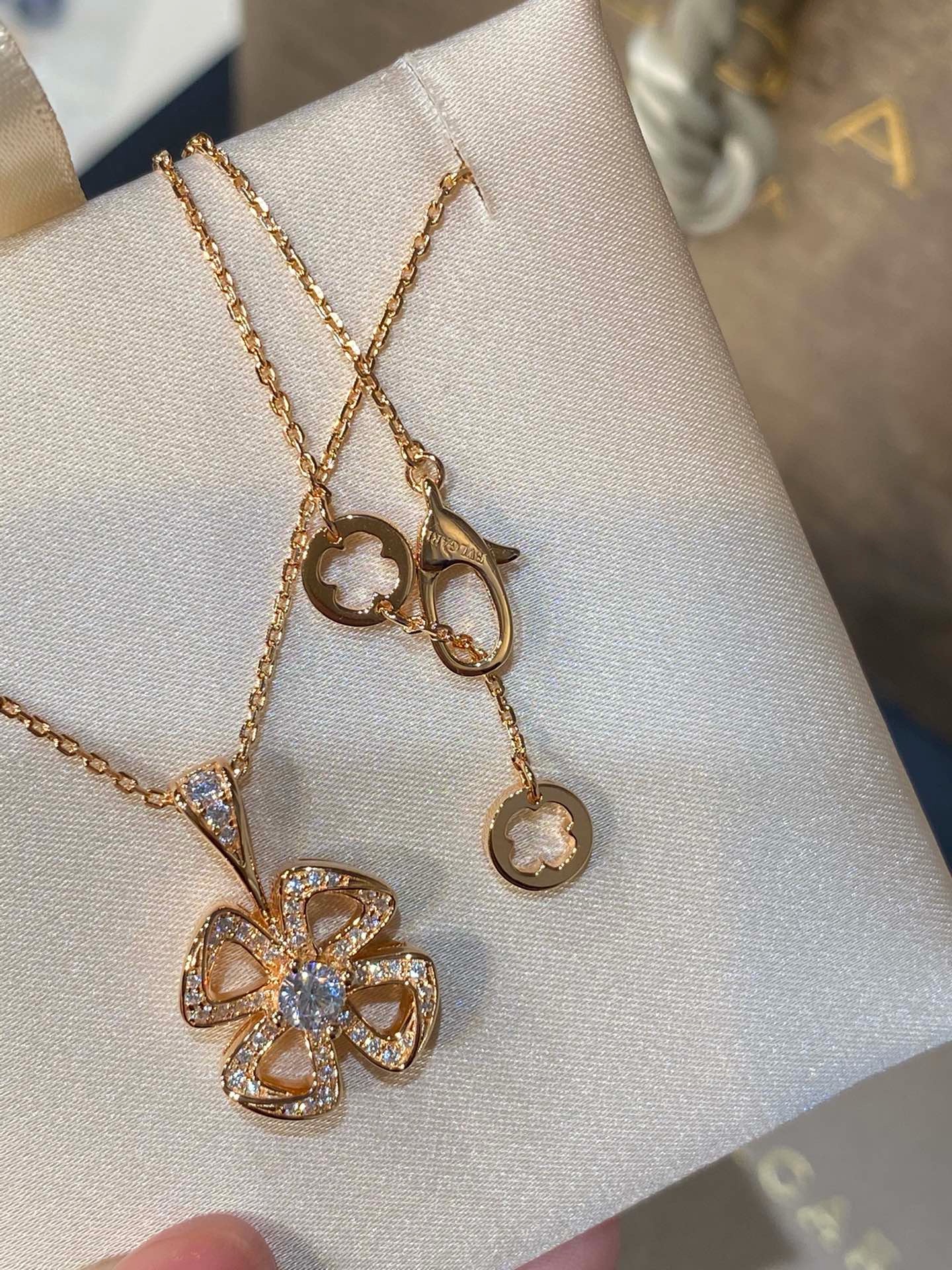 BVLGARI Fiorever Rose Gold Diamond Four-Leaf Clover Necklace product image 5 thumbnail