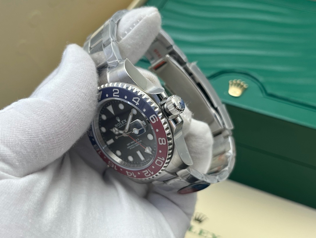 Rolex GMT-Master II 126710 Upgrade Edition Luxury Automatic Watch product image 2 thumbnail