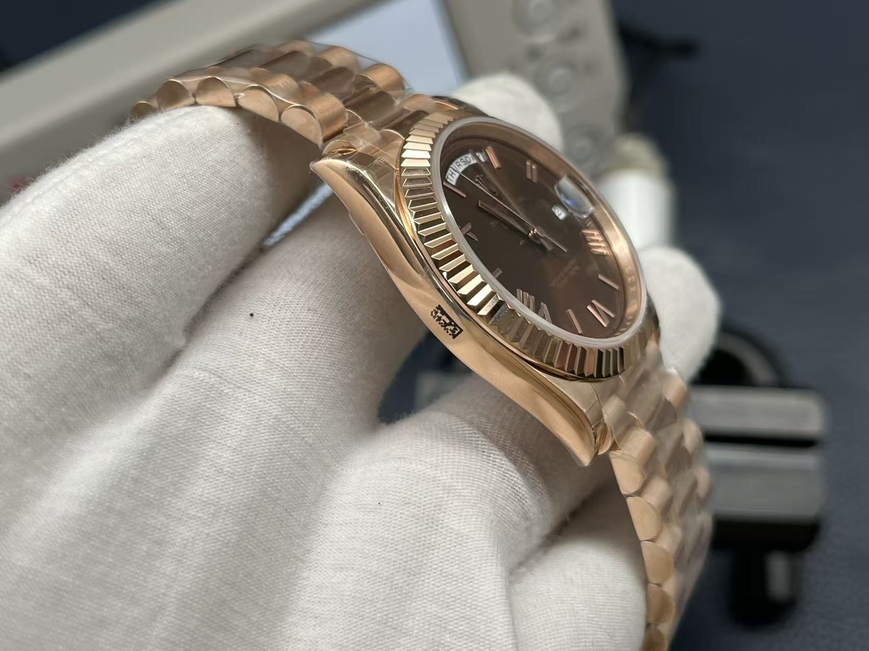 Rolex Day-Date 40mm V3 Luxury Diamond Dial Automatic Watch product image 2 thumbnail