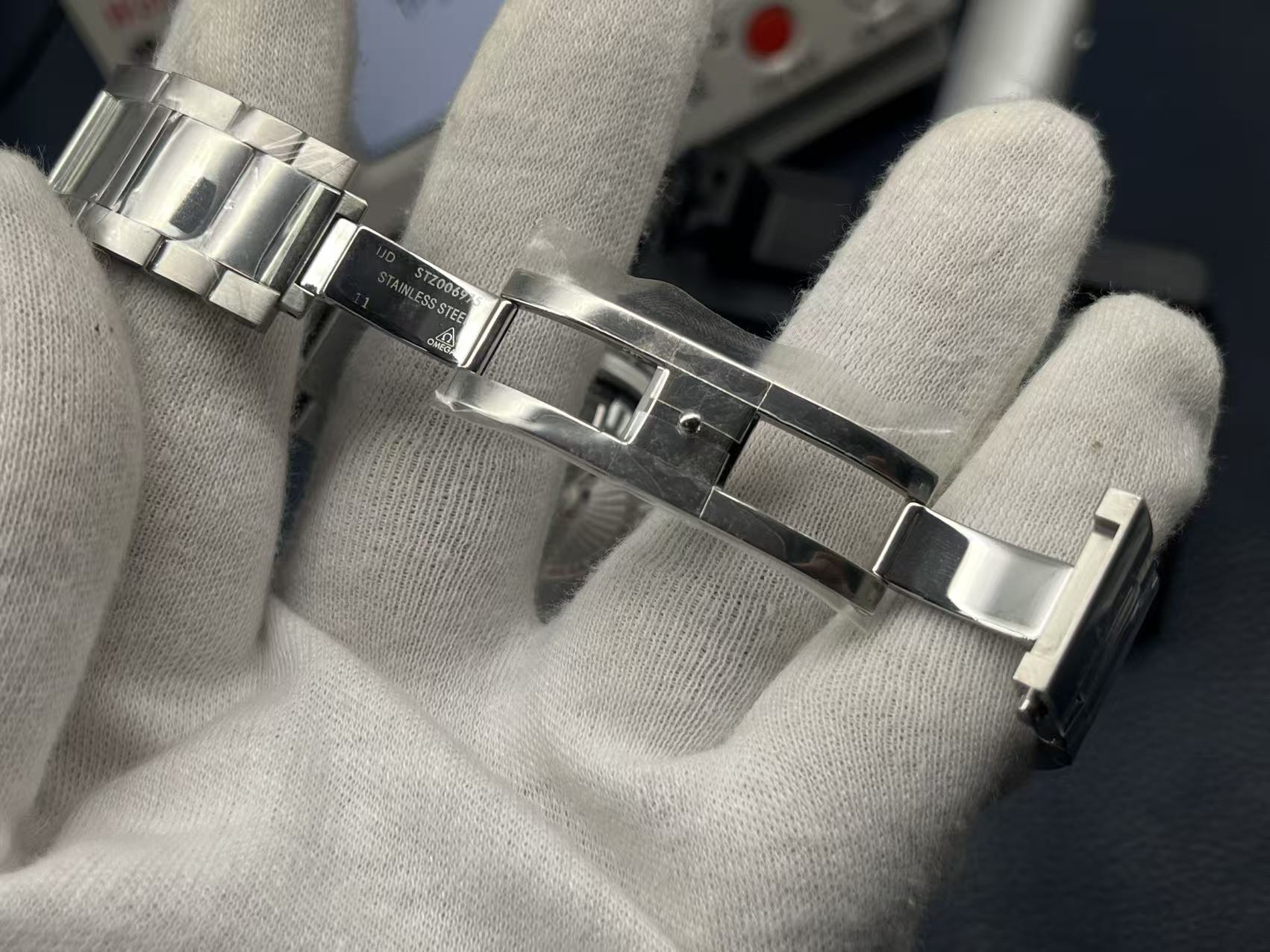 Omega Seamaster Aqua Terra 150M 41mm 220.10.41.21.02.001 Automatic Watch product image 5 thumbnail