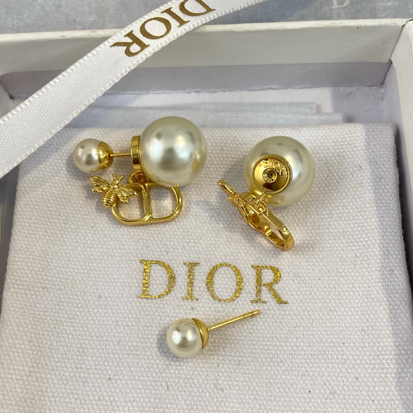 Dior Tribales Double Pearl Bee CD Earrings product image 3 thumbnail