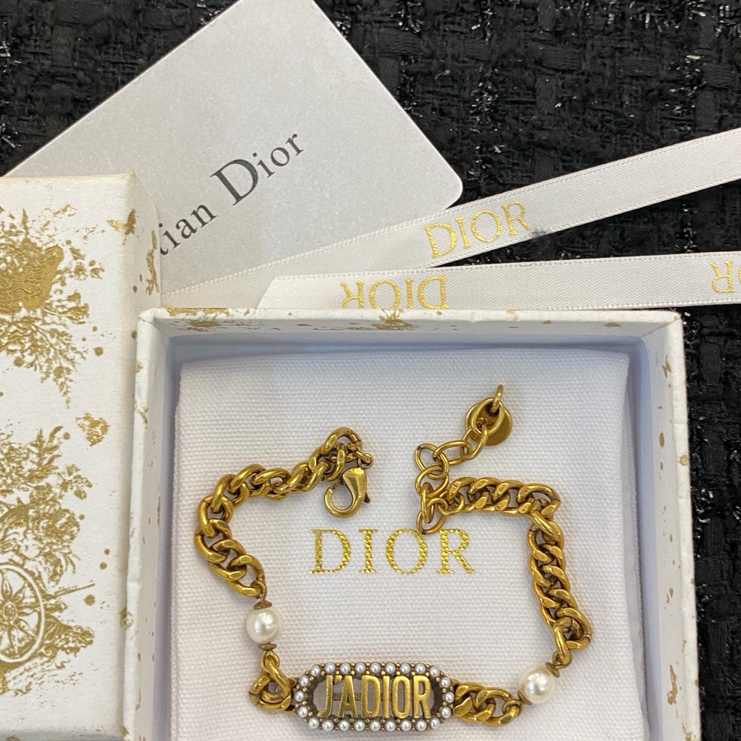 Dior J'ADIOR Pearl Crystal Chain Bracelet product image 4 thumbnail