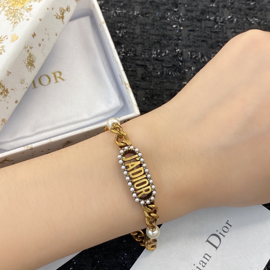 Dior J'ADIOR Pearl Crystal Chain Bracelet product image 5 thumbnail