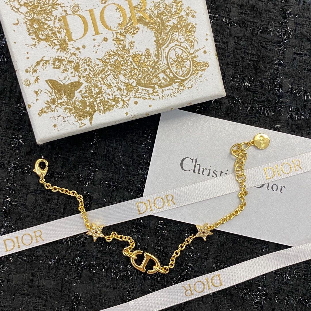 Dior Petit CD Double Star Crystal Bracelet product image 4 thumbnail