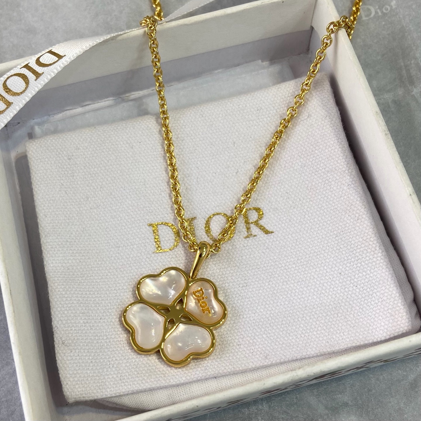 Dior Lucky Four-Leaf Clover Mother-of-Pearl Pendant Necklace product image 2 thumbnail