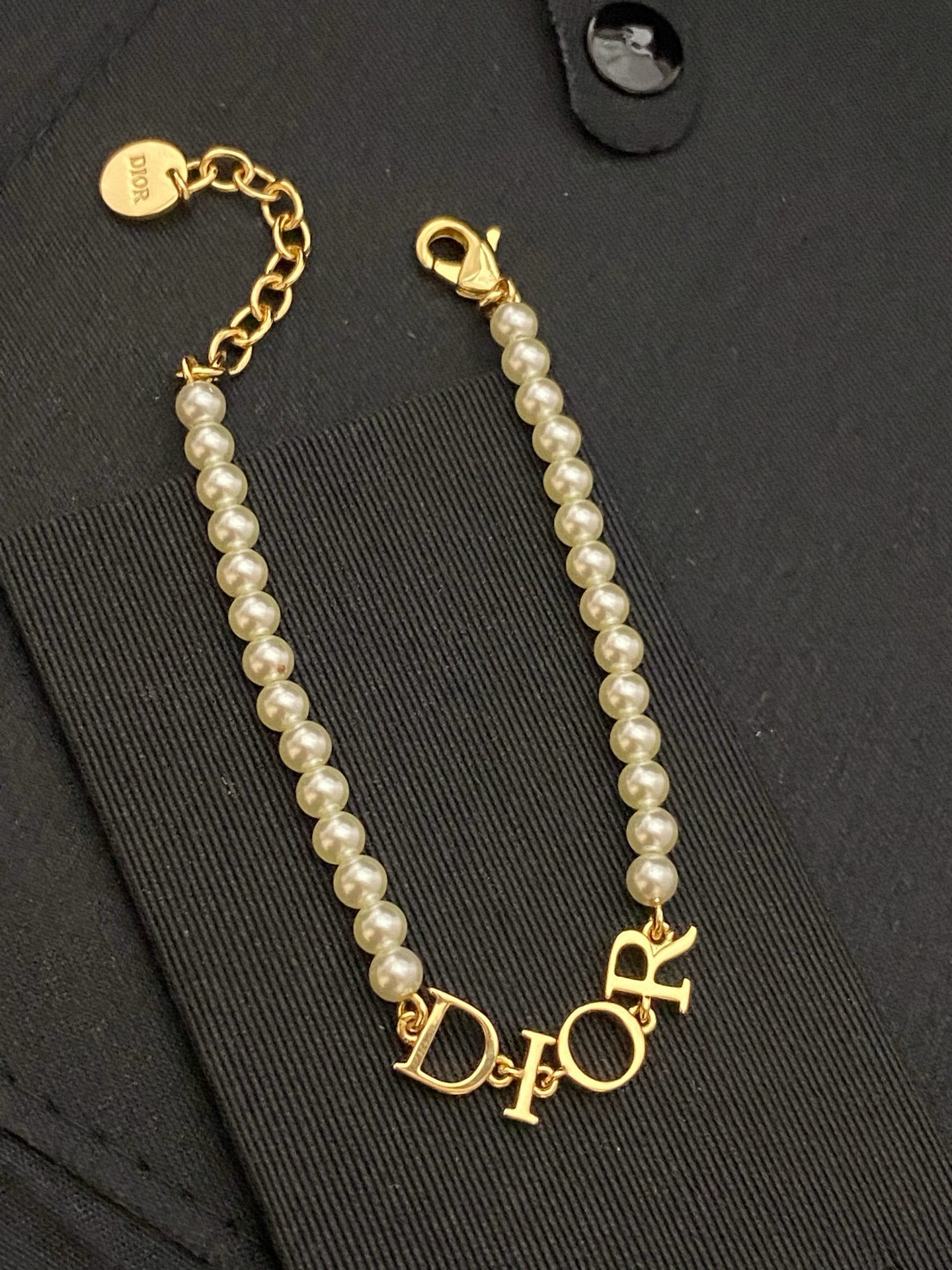 Dior Classic DIOR Letter Pearl Beaded Bracelet product image 3 thumbnail