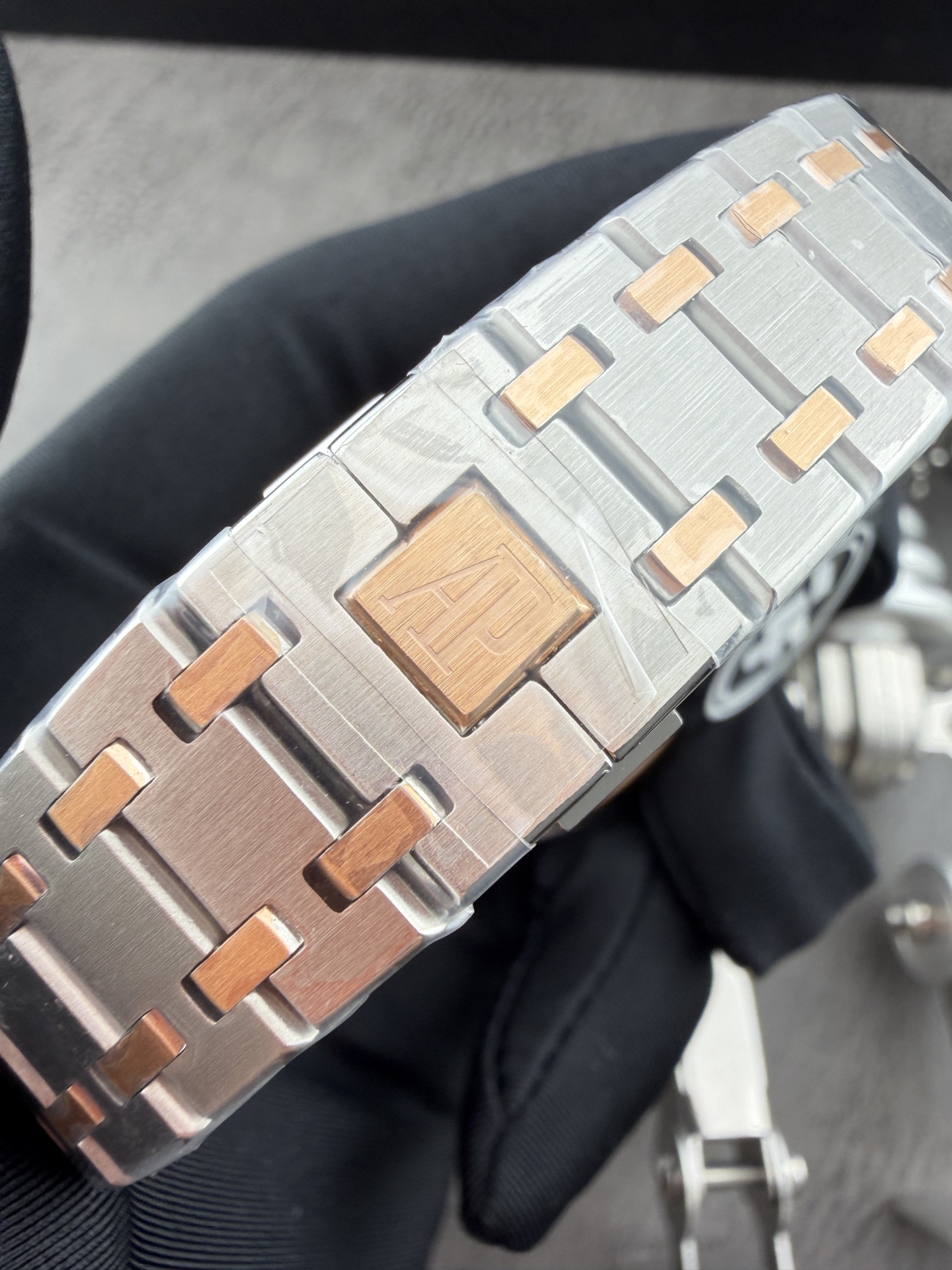 Audemars Piguet Royal Oak 15450ST Unisex Automatic Watch ZF Factory Edition product image 5 thumbnail