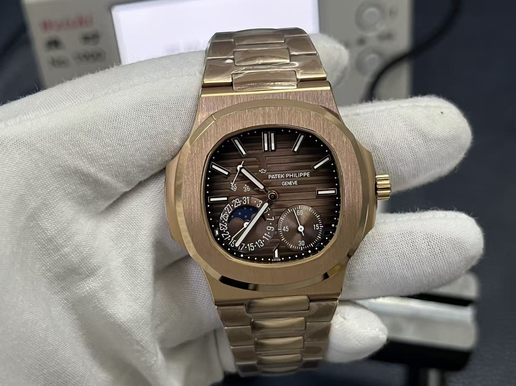 Patek Philippe Nautilus 5724 V6 Ultra-Thin Diamond Automatic Watch PFF Factory Edition