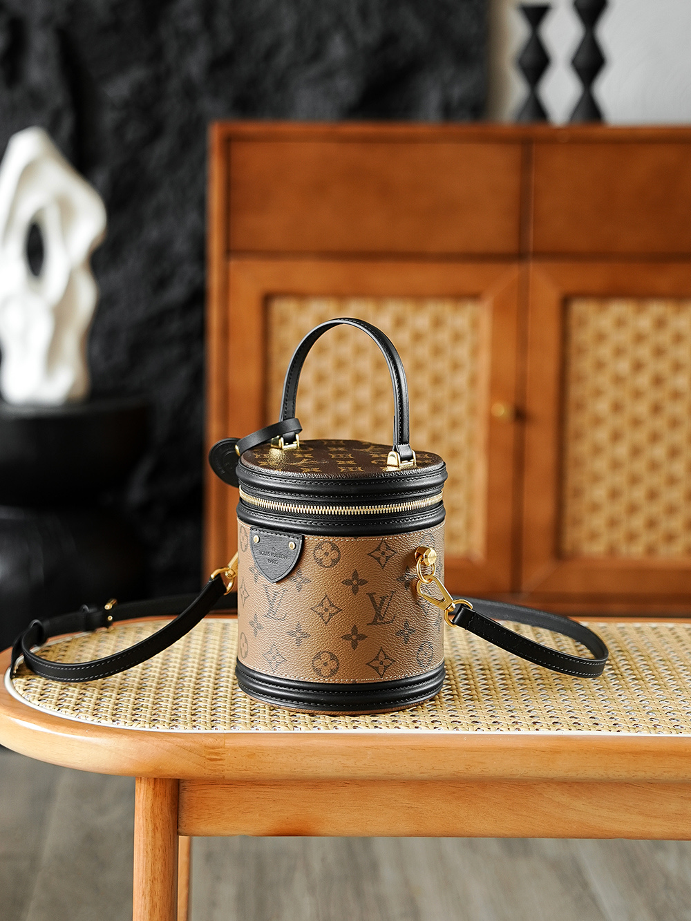 Louis Vuitton Cannes M43986 Monogram Bucket Bag product image 2 thumbnail