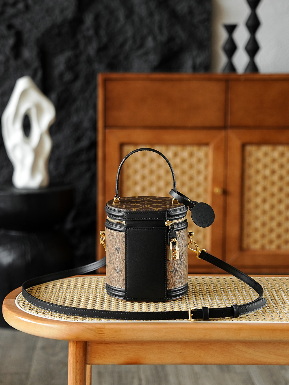 Louis Vuitton Cannes M43986 Monogram Bucket Bag product image 4 thumbnail