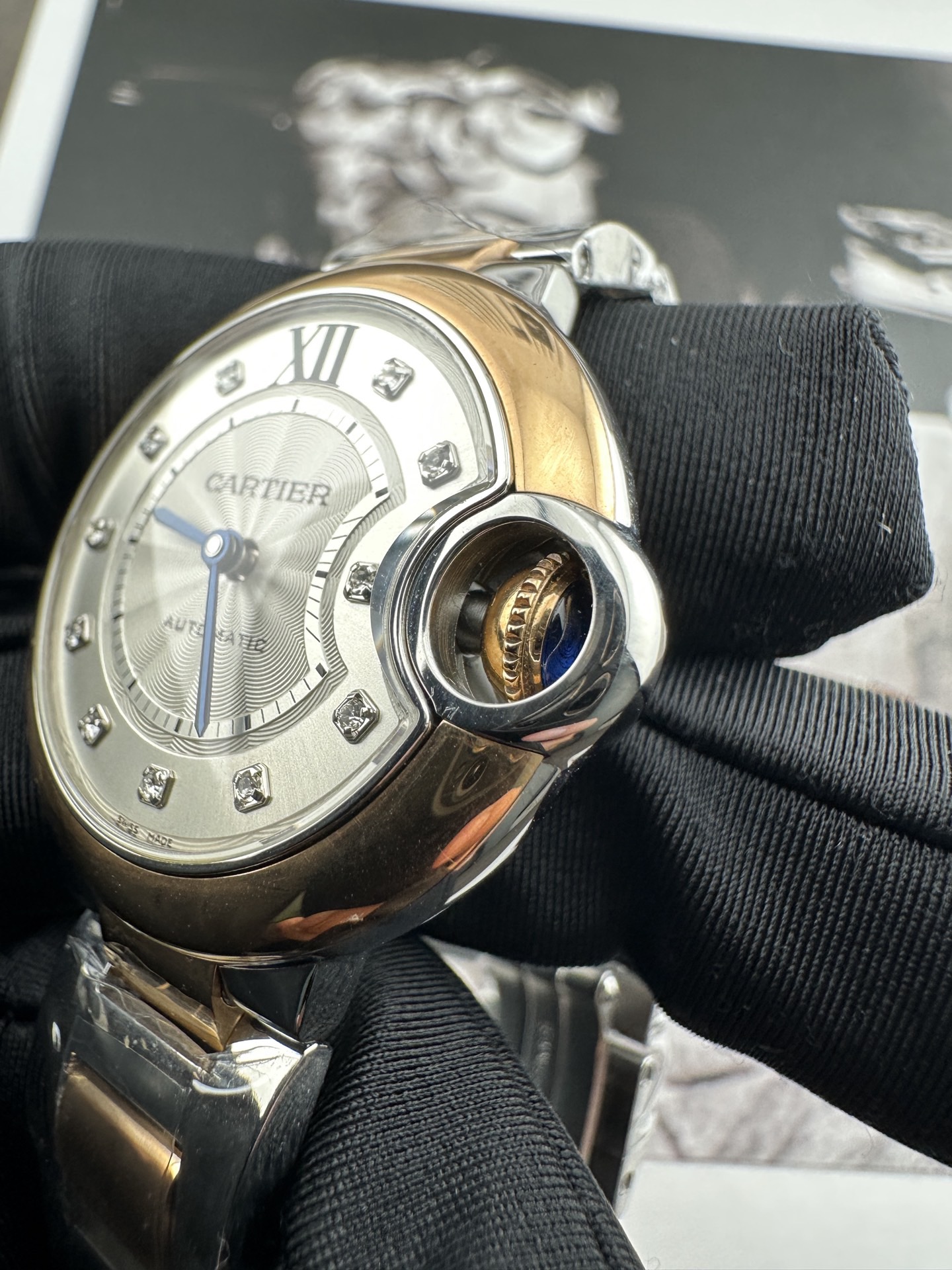 Cartier Ballon Bleu 33mm Automatic Watch V9 Factory Quick-Release Edition product image 2 thumbnail