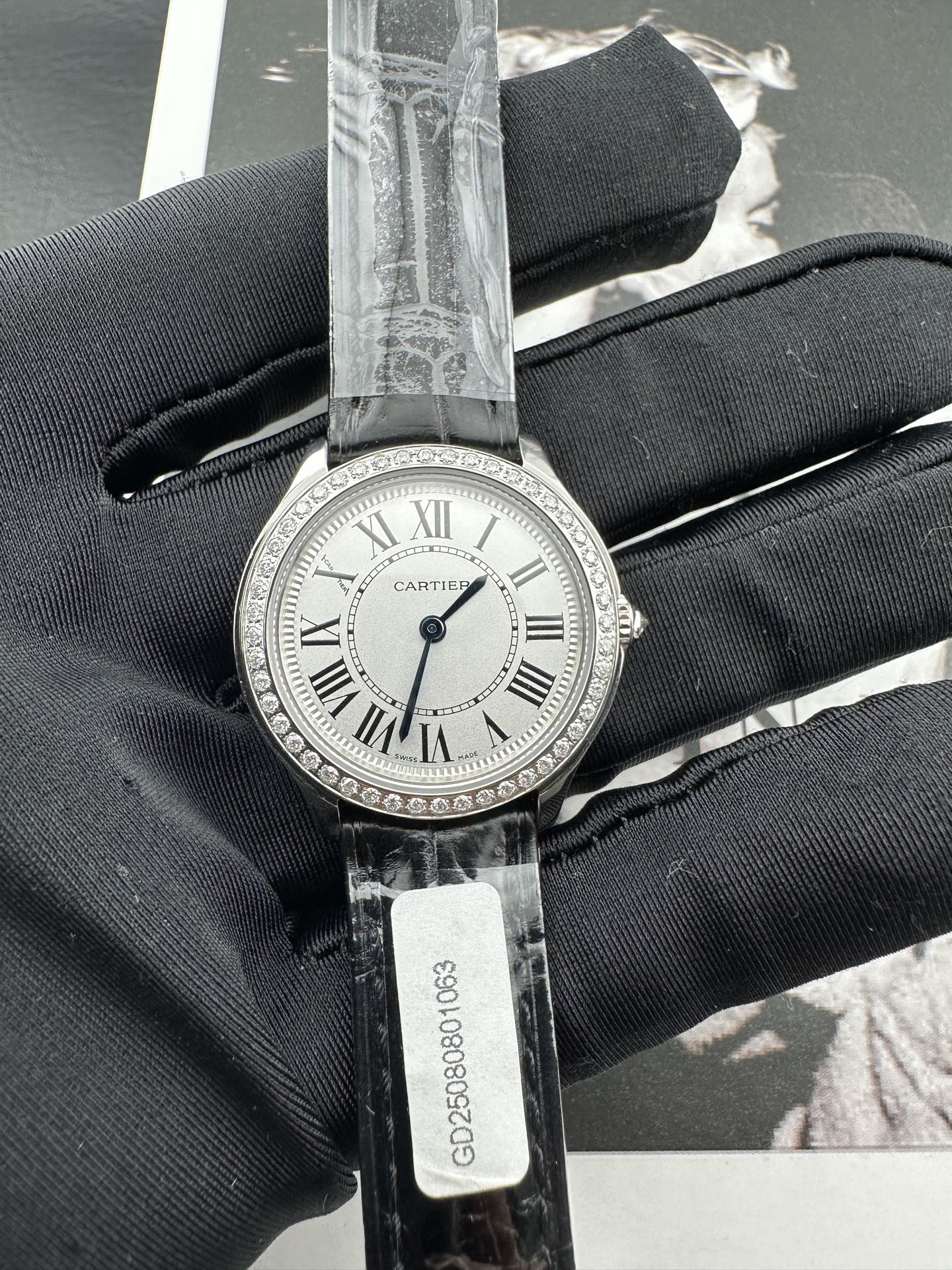 Cartier Ronde Louis Quartz Watch QTQ Factory 2026 Edition with Alligator Leather Strap