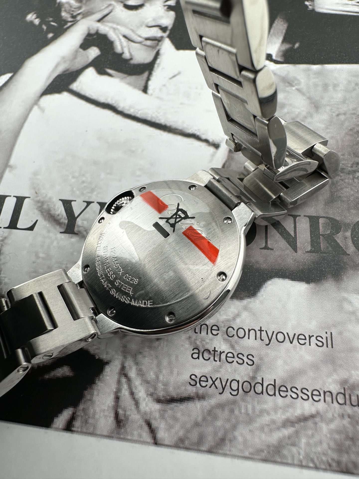 Cartier Ballon Bleu 33mm Quartz Watch V6 Edition product image 4 thumbnail