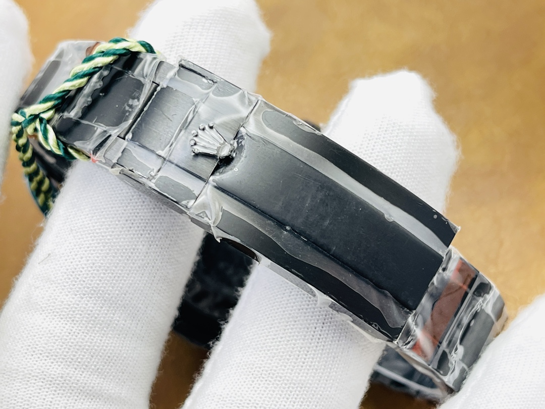 VR Factory Rolex Submariner 116610 V7 Automatic Diver Watch product image 3 thumbnail
