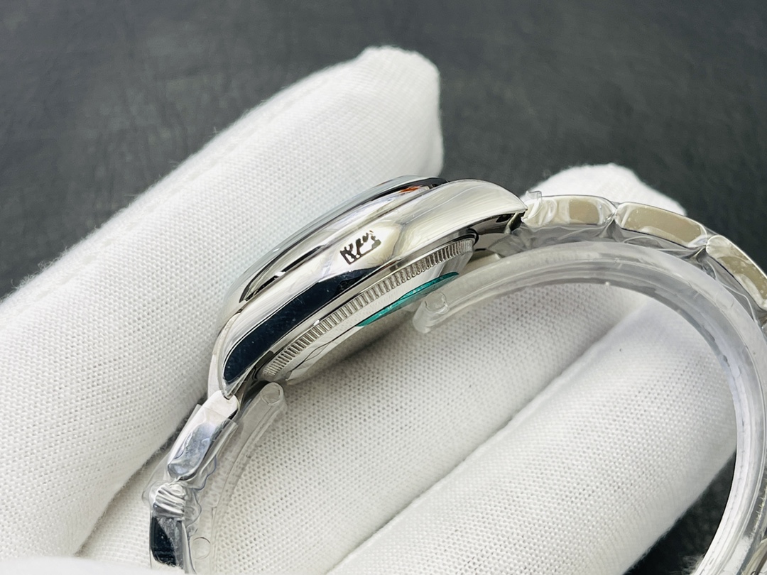 VR Factory Rolex Oyster Perpetual Style 126000 124300 Balloon Dial Automatic Watch product image 3 thumbnail